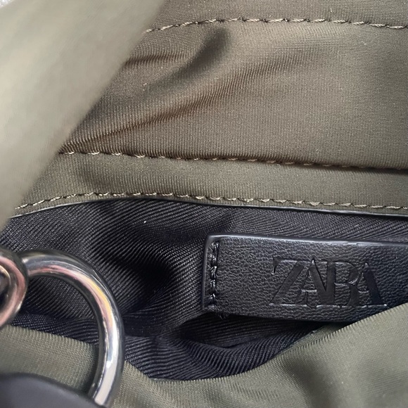 Zara Quilted Big Chain Nylon Bucket Bag | Olive Green - Picture 3 of 3